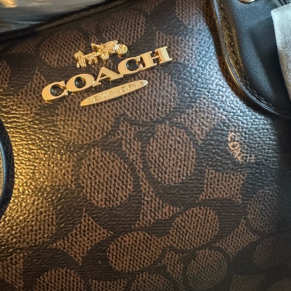 Coach - Rowan Large Satchel in Signature Canvas - NWT + protective covers - Picture 4 of 10